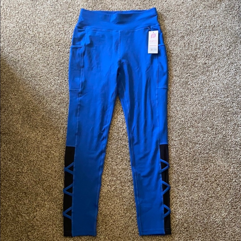 NWT POP fit leggings with pockets
